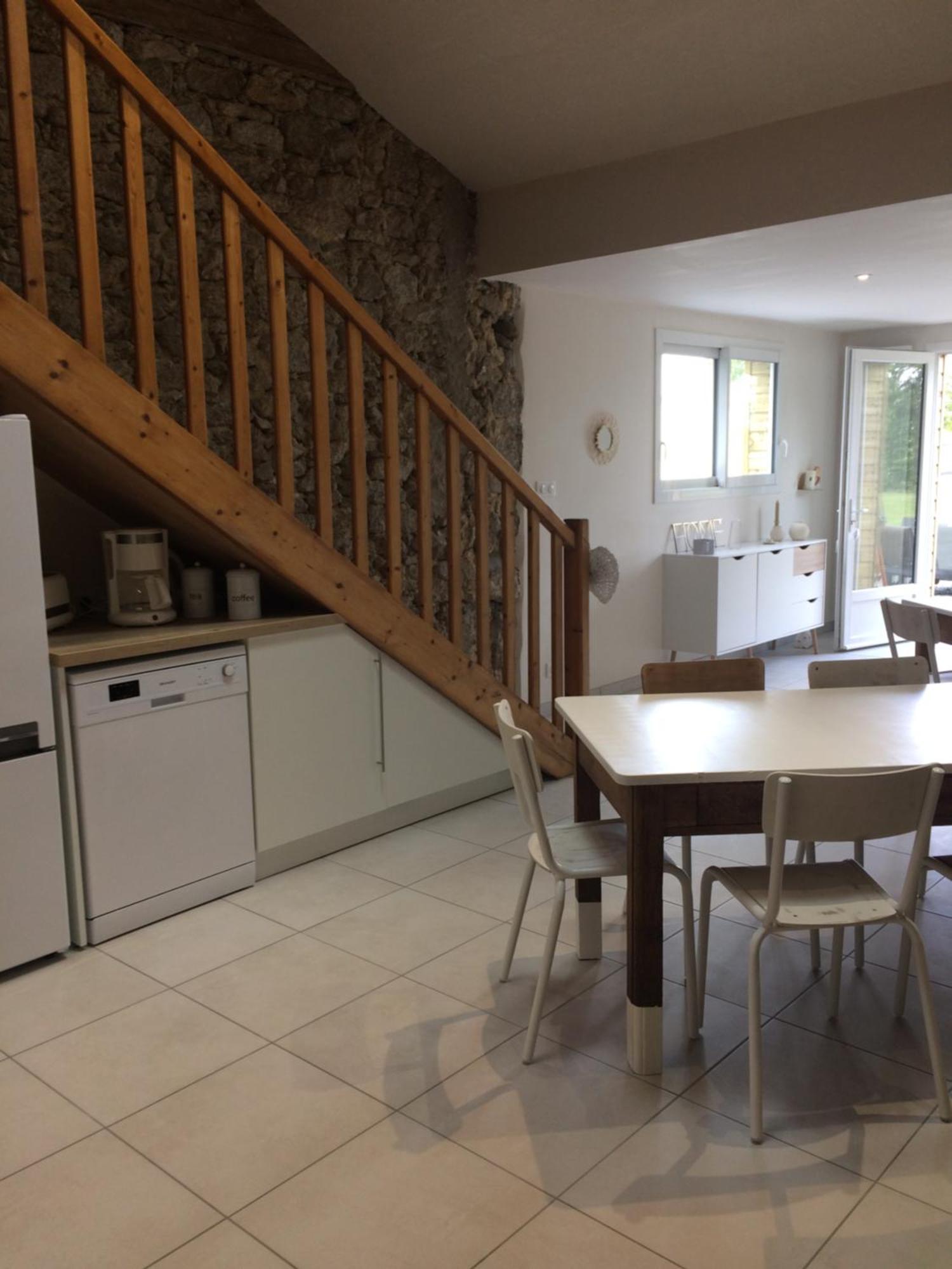 Le Petit Monty Gite Cote Jardin Saint-Malo-du-Bois Exterior photo